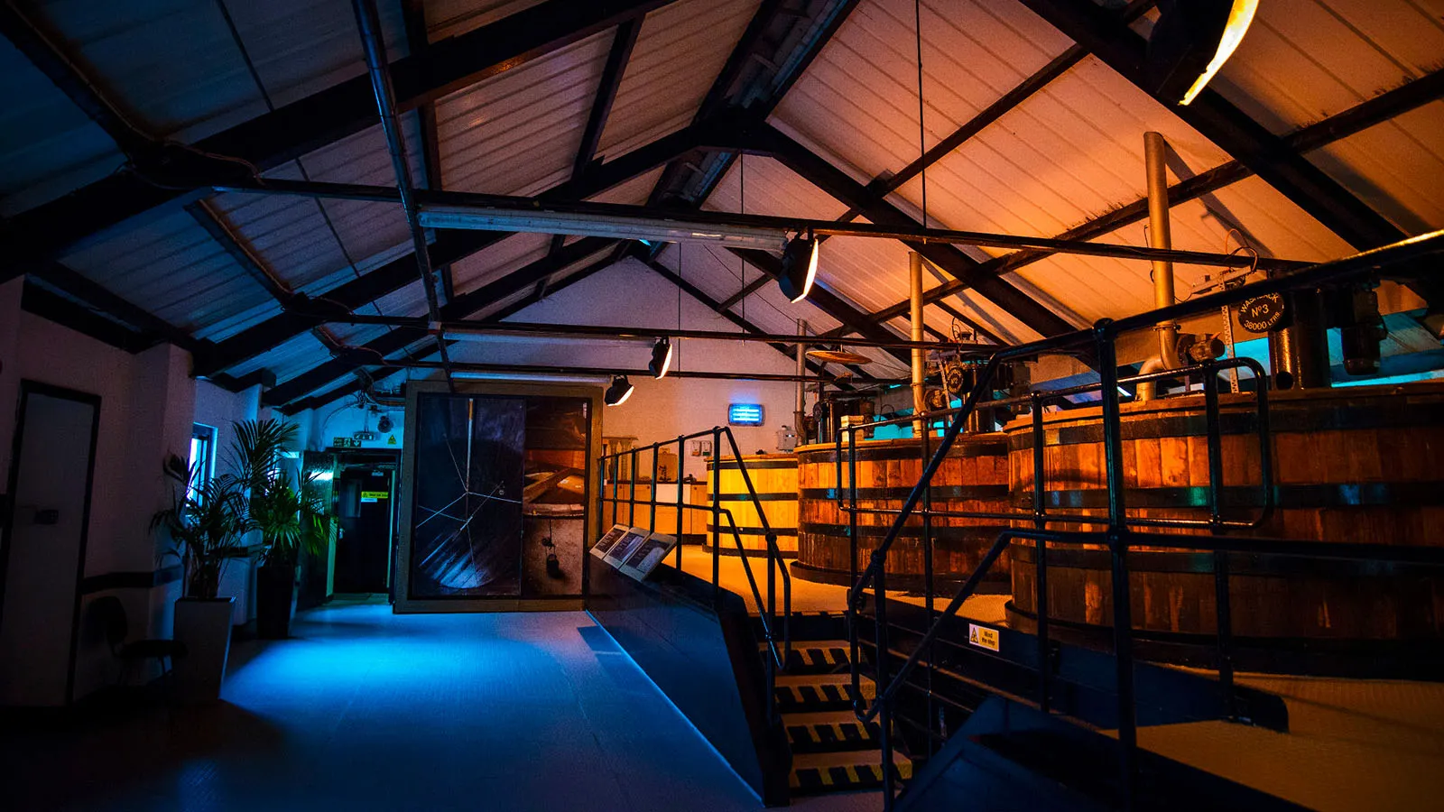 Visit us distillery Auchentoshan